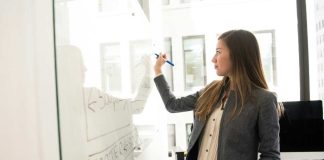 Psicóloga detalla 4 pasos para una óptima vuelta a clases Psicóloga detalla 4 pasos para una óptima vuelta a clases