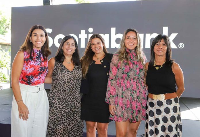 • En el marco del Mes de la Mujer, Scotiabank organizó un conversatorio en donde la psicóloga organizacional, Lorena Gallardo, reflexionó sobre liderazgo femenino, el reconocimiento y el llamado “síndrome de la tiara”.