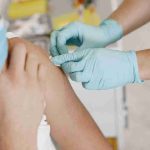 Adultos sin vacunas al día: el problema silencioso que los expone a enfermedades prevenibles