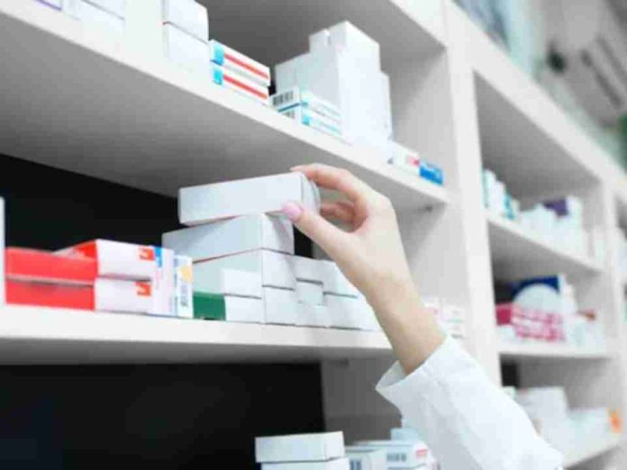 Alerta de salud: ISP ordena retirar del mercado lotes de medicamentos para la epilepsia y antibióticos