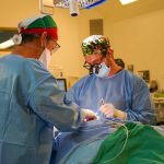 CIRUGÍA DE CABEZA Y CUELLO DE ALTA COMPLEJIDAD DEVUELVE ESPERANZA A PACIENTE ONCOLÓGICO EL HGGB