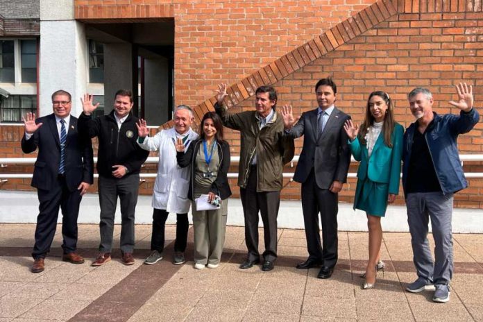 COLABORACIÓN PÚBLICO-PRIVADA PERMITE INTERVENCIÓN QUIRÚRGICA A 17 NIÑOS CON PATOLOGÍA UROLÓGICA DE ALTA COMPLEJIDAD COLABORACIÓN PÚBLICO-PRIVADA PERMITE INTERVENCIÓN QUIRÚRGICA A 17 NIÑOS CON PATOLOGÍA UROLÓGICA DE ALTA COMPLEJIDAD