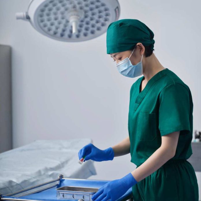 Chile registra cerca de 70.000 infecciones hospitalarias al año: el 70% podría prevenirse