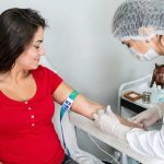 Día Mundial de la Hemofilia: la rara condición médica que afecta a 2 mil chilenos y el mito de que no afecta a las mujeres