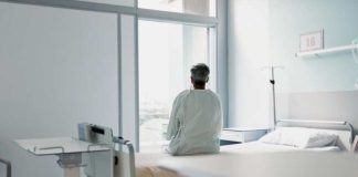 El delirio hospitalario, una «señal de alarma» de un grave deterioro de la salud