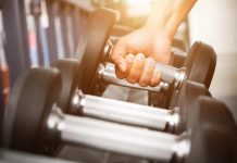 Estudio realizado en Chile revela que el entrenamiento con ejercicios de fuerza podría reducir el riesgo de reaparición del cáncer de mama