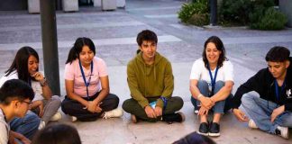 Fundación Portas obtiene certificación de su programa de permanencia “Abriendo Futuro” y refuerza su impacto en educación superior Fundación Portas obtiene certificación de su programa de permanencia “Abriendo Futuro” y refuerza su impacto en educación superior