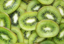 Kiwi, el superalimento que fortalece el sistema inmune y podría ayudarte a descansar mejor