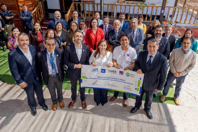 Lanzan becas de especialidad médica para fortalecer la salud en Antofagasta