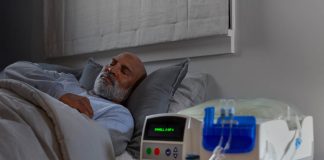 Nueva definición GES impulsa la diálisis peritoneal como primera opción y expertos advierten oportunidades y brechas para su implementación en Chile