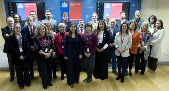 Para reducir tiempos de espera odontológica Ministerio de Salud inicia alianza  estratégica con universidades de todo el país 