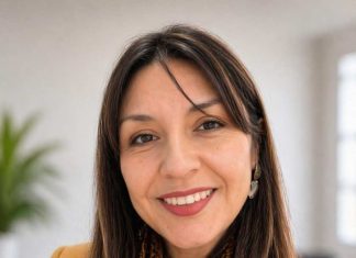 Paulina Fernández, UNAB