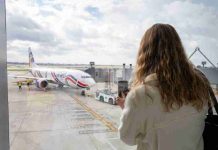 Qué es Sunflower, el programa para pasajeros con discapacidades no visibles que implementó Arajet