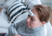 Neurawave lanza Relivia en Chile: tratamiento médico para la migraña sin medicamentos, impulsado por IA