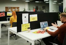 Sedentarismo laboral: el enemigo silencioso que está afectando a 7 de cada 10 trabajadores en Chile Sedentarismo laboral el enemigo silencioso que está afectando a 7 de cada 10 trabajadores en Chile