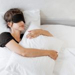 ¿No puedes dormir La ciencia apunta a un hábito que estás dejando fuera