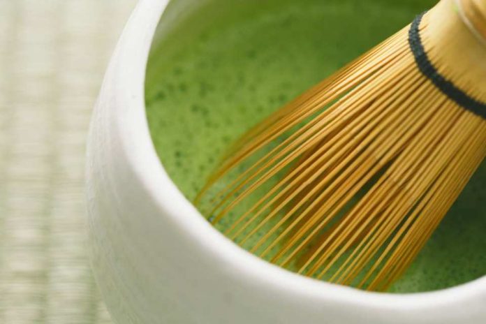 ¿Y si el alivio de tu rinitis estuviera en una taza de matcha? Investigación revela efecto en el cerebro