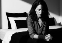 Reportaje | Hasta un 56% de las mujeres podrían experimentar dolor en algún momento de su vida sexual: la realidad que muchas aún viven en silencio.