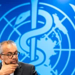 La OMS pide no cerrar fronteras por el ébola, pero advierte de un «alto» riesgo de expansión en el Congo y Uganda