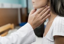 ¿Bulto en el cuello o cambios en la voz? Señales que podrían alertar sobre problemas en la tiroides ¿Bulto en el cuello o cambios en la voz? Señales que podrían alertar sobre problemas en la tiroides