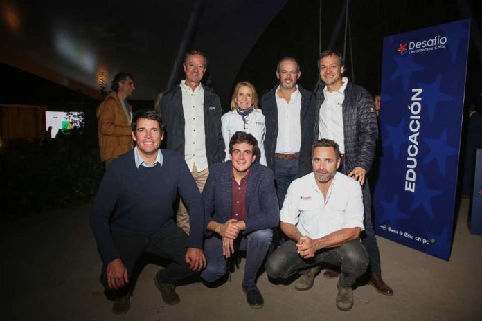 Desafío Levantemos Chile lanza modelo de digitalización para enfrentar las urgencias sociales del país con mayor eficiencia Desafío Levantemos Chile lanza modelo de digitalización para enfrentar las urgencias sociales del país con mayor eficiencia