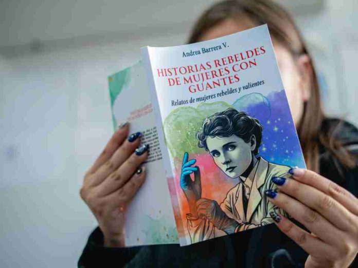 “Historias rebeldes de mujeres con guantes” lanzan libro que aborda brechas de género en la ciencia “Historias rebeldes de mujeres con guantes”: lanzan libro que aborda brechas de género en la ciencia