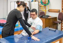 Kinesiología: La ciencia del movimiento como motor de salud y autonomía funcional