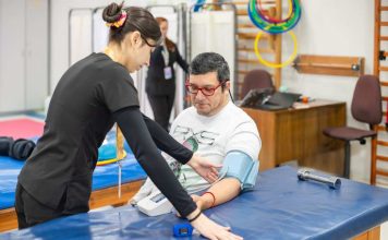 Kinesiología: La ciencia del movimiento como motor de salud y autonomía funcional Kinesiología: La ciencia del movimiento como motor de salud y autonomía funcional