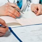 Homologación de prestaciones: fraude sistémico que drena $700 mil millones del sistema de salud chileno