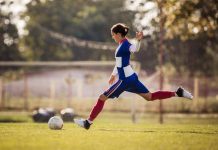 Abordando las lesiones del ligamento cruzado anterior (LCA) en mujeres: Una experta explica la prevención y el tratamiento Abordando las lesiones del ligamento cruzado anterior (LCA) en mujeres: Una experta explica la prevención y el tratamiento
