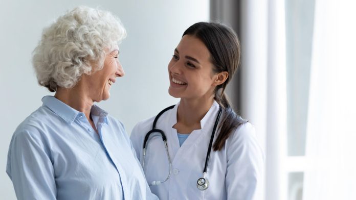Expertos analizarán alternativas para mejorar la atención de más de 25 mil pacientes renales y reducir la presión sobre el sistema de salud