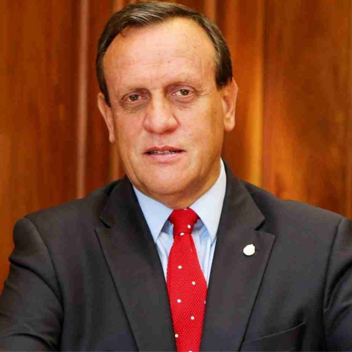 Exrector de la Pontificia Universidad Católica, Ignacio Sánchez, analizará el aporte de las Facultades de Medicina al desarrollo universitario