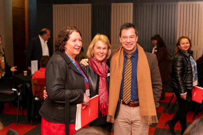 Innovar desde la experiencia, personas mayores diseñan soluciones para su bienestar en una sociedad cada vez más digitalizada