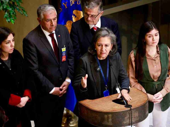 Ministra de Salud anuncia expansión del Hospital Carlos Van Buren y presenta hoja de ruta para destrabar histórico proyecto