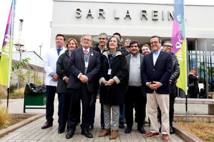 Ministra de Salud destaca experiencia de La Reina en eliminación de lista de espera en cirugías menores Ministra de Salud destaca experiencia de La Reina en eliminación de lista de espera en cirugías menores