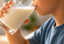 Nutrición infantil y política pública: Niños chilenos consumen lácteos por debajo del nivel recomendado, advierten científicos Nutrición infantil y política pública Niños chilenos consumen lácteos por debajo del nivel recomendado, advierten científicos