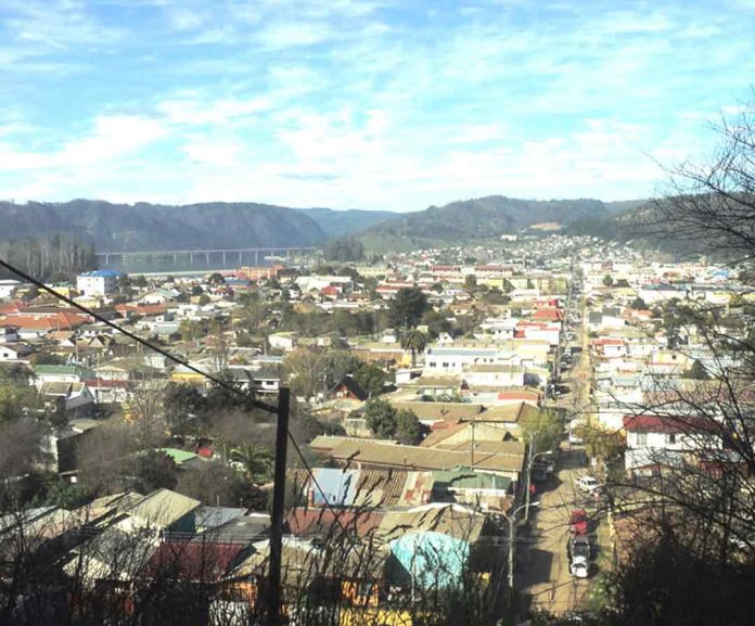 Reportaje | Investigación de alumni UCSC busca fortalecer la gestión ambiental y la salud pública en Constitución