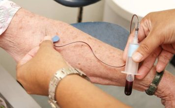 Investigadores logran estimar riesgo de fragilidad a partir de exámenes de sangre