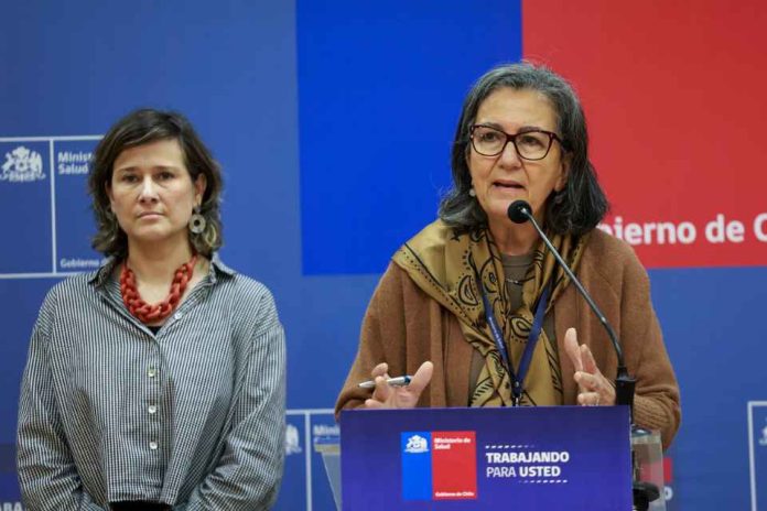 Ministra de Salud actualiza situación sanitaria en regiones de Atacama y Coquimbo producto del sistema frontal