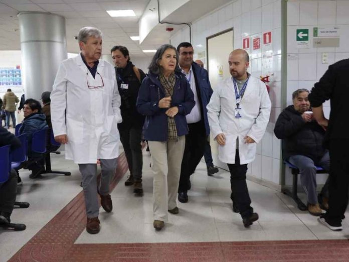 Ministra de Salud encabeza operativo médico en la región de O´Higgins que  beneficiará a más de 3 mil pacientes en lista de espera 
