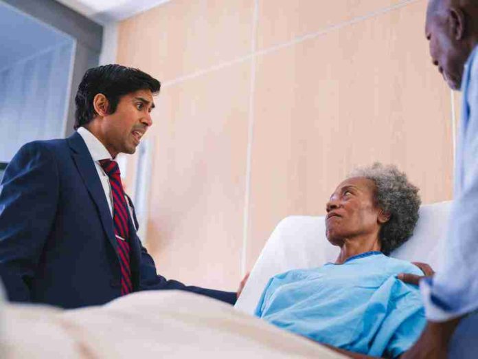 Reportaje Mayo Clinic y Stanford desarrollan el primer análisis de sangre para cartografiar los “vecindarios” tumorales, mejorando la predicción de la respuesta al tratamiento Reportaje | Mayo Clinic y Stanford desarrollan el primer análisis de sangre para cartografiar los “vecindarios” tumorales, mejorando la predicción de la respuesta al tratamiento