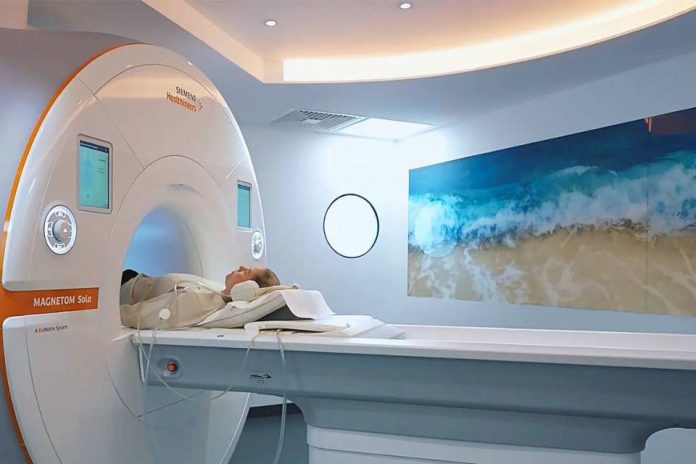 Reportaje ¿Miedo a las radiografías Por qué un vuelo largo te expone a más radiación que un examen médico Reportaje | ¿Miedo a las radiografías? Por qué un vuelo largo te expone a más radiación que un examen médico