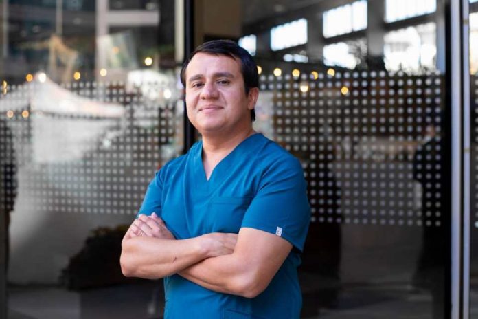 ¿Leche, café o jugo Las bebidas que pueden hacer que tus medicamentos funcionen peor