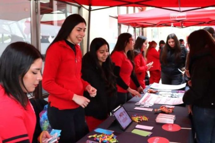 Centro de Estudiantes de Obstetricia y Puericultura promueve prevención y educación en Salud