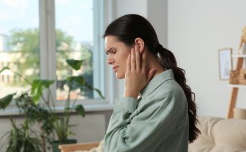 Cuando escuchar se vuelve difícil: ¿Cuáles son las señales de pérdida auditiva que muchas personas ignoran durante años? Cuando escuchar se vuelve difícil: ¿Cuáles son las señales de pérdida auditiva que muchas personas ignoran durante años?