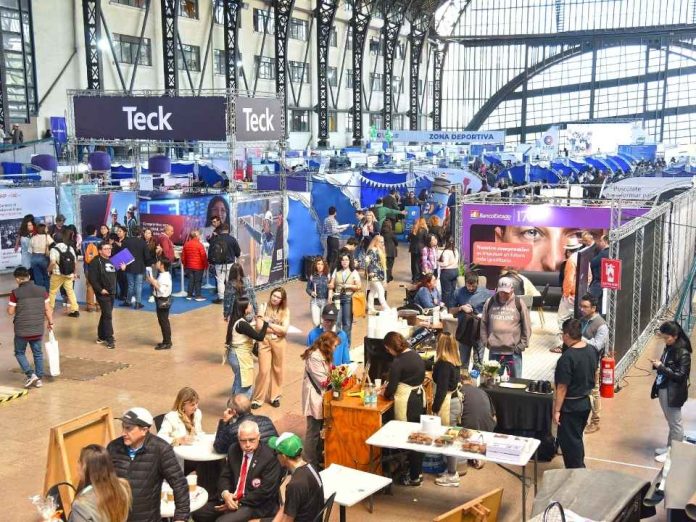 Expo Inclusión 2026 activa su convocatoria abren postulaciones gratuitas para conectar a miles de personas con el mercado laboral. Expo Inclusión 2026 activa su convocatoria: abren postulaciones gratuitas para conectar a miles de personas con el mercado laboral.
