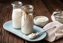 Kéfir, el lácteo que gana popularidad: sus beneficios y diferencias con el yogurt