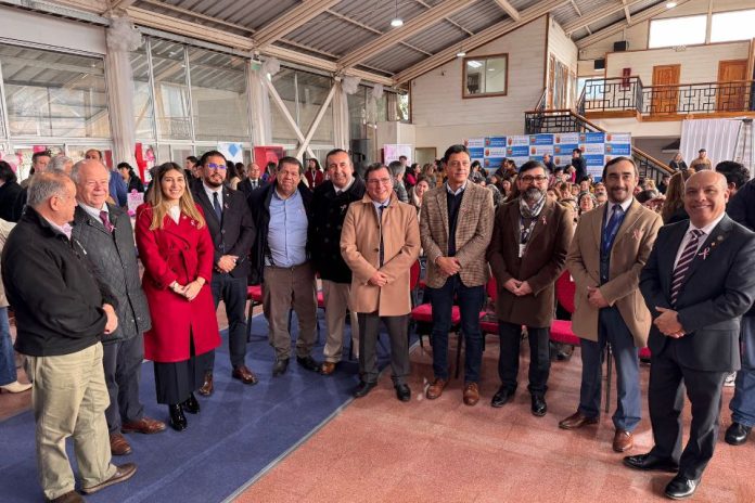 USS y Municipalidad de Santa Bárbara firman convenio para ampliar trabajo conjunto en salud y desarrollo territorial