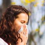Asma alérgica en primavera: ¿Cómo identificarla, cuándo tener sospecha de padecerla y cuáles son los tratamientos?