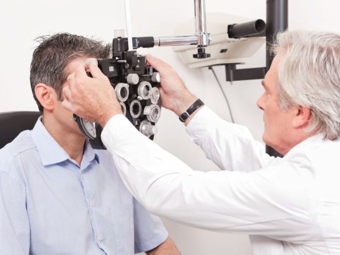 Especialistas llaman al cuidado de los ojos en Fiestas Patrias